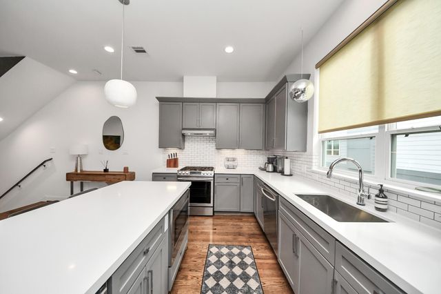 1721 Eado Point Lane, Houston, TX 77003