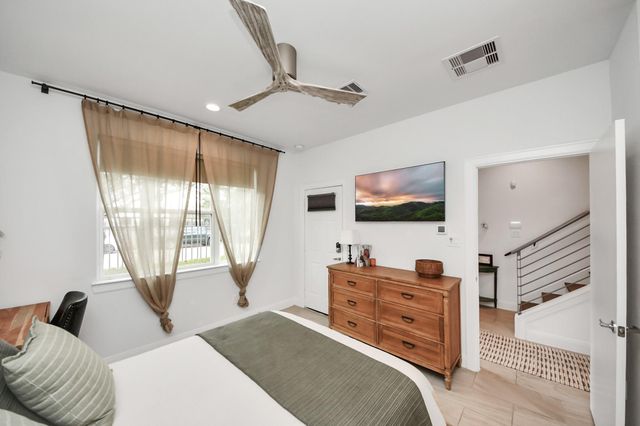 1721 Eado Point Lane, Houston, TX 77003