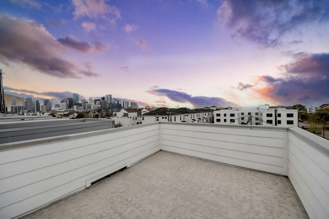 1721 Eado Point Lane, Houston, TX 77003