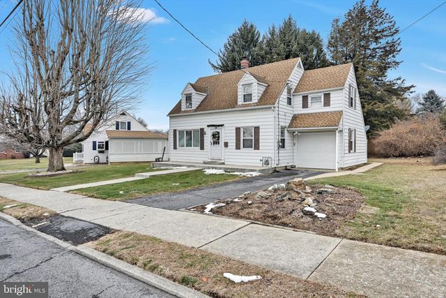 483 BEECHWOOD AVE, Lebanon, PA 17042