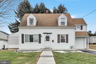 483 BEECHWOOD AVE, Lebanon, PA 17042