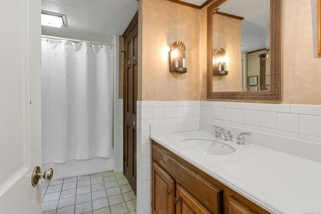 64 Old Kings Highway South, Darien, CT 06820