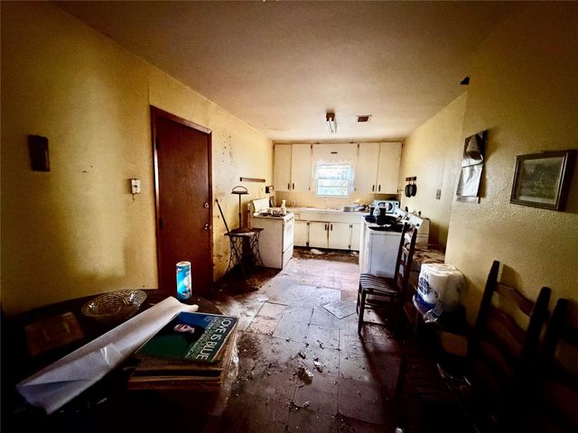 2305 Main Street, La Marque, TX 77568