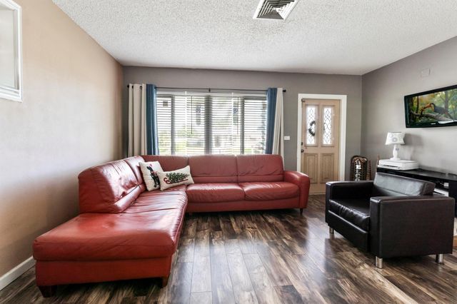 337 E Lake Road, Palm Springs, FL 33461