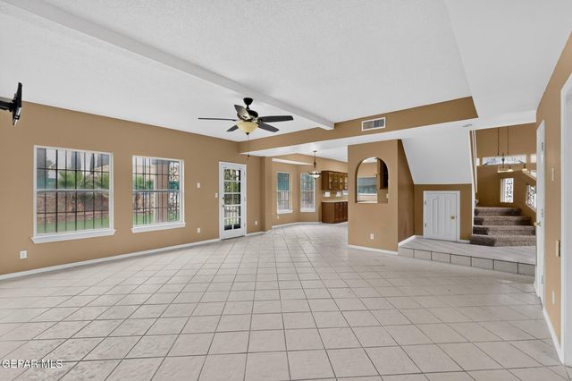 1370 Whirlaway Drive, El Paso, TX 79936