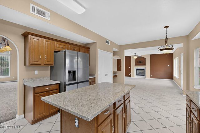 1370 Whirlaway Drive, El Paso, TX 79936