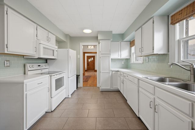 3505 E English, Wichita, KS 67218