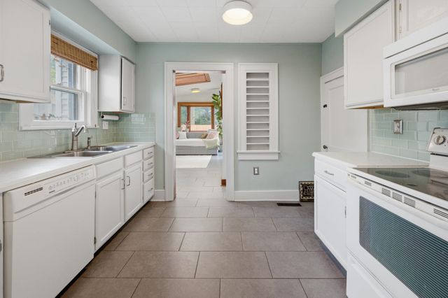 3505 E English, Wichita, KS 67218