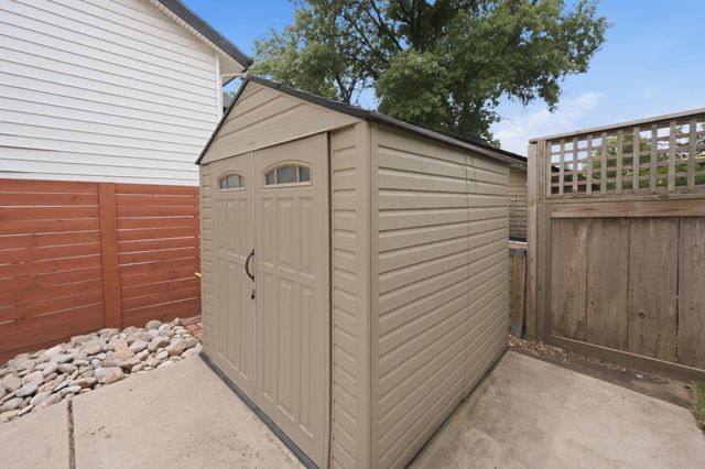 3505 E English, Wichita, KS 67218