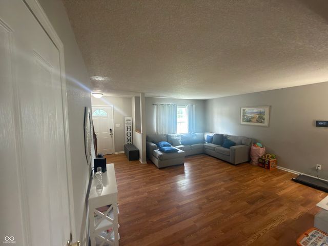 764 Port Drive, Avon, IN 46123