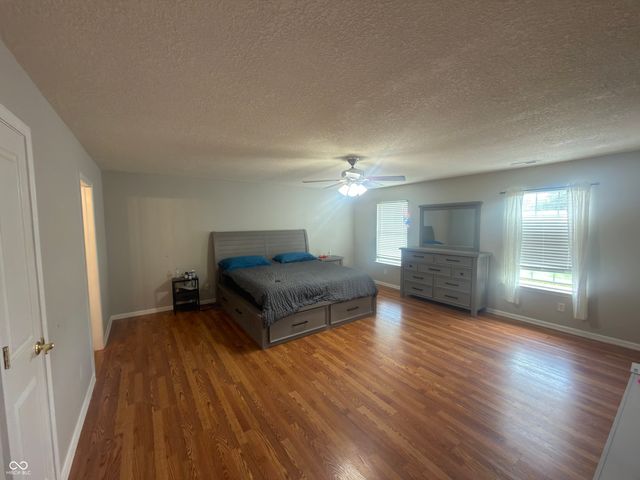 764 Port Drive, Avon, IN 46123