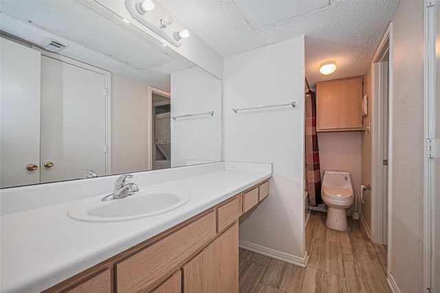 2750 Holly Hall Street 910, Houston, TX 77054