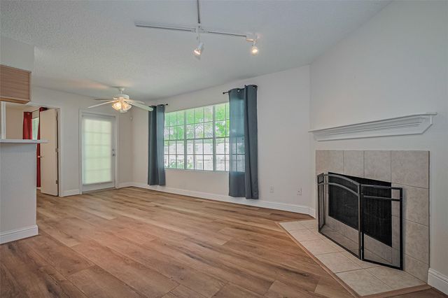 2750 Holly Hall Street 910, Houston, TX 77054
