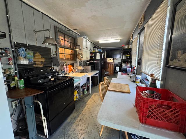 220 Lark Dr, Lockport, LA 70374