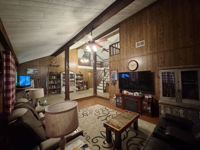 220 Lark Dr, Lockport, LA 70374