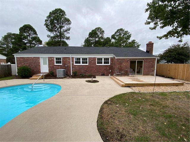 590 Cardamon DR, Virginia Beach, VA 23464