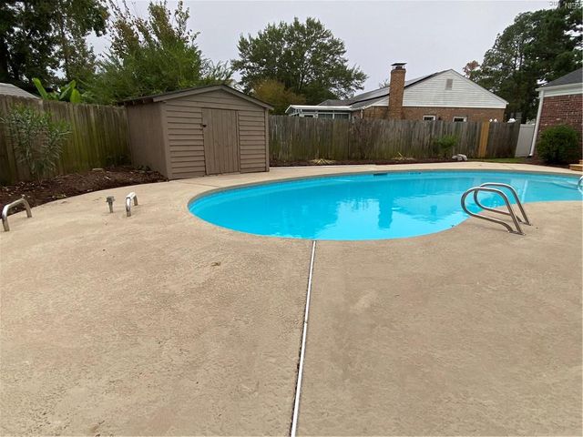 590 Cardamon DR, Virginia Beach, VA 23464