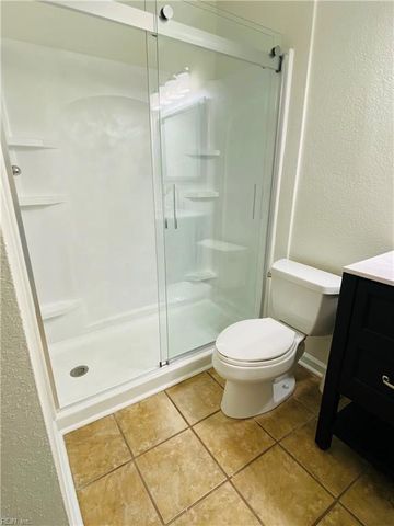 590 Cardamon DR, Virginia Beach, VA 23464