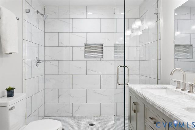 229 E 36th St, Richmond, VA 23224