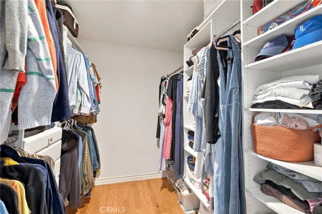 10240 Camarillo 115, Toluca Lake, CA 91602