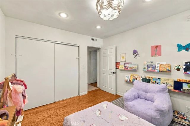 10240 Camarillo 115, Toluca Lake, CA 91602