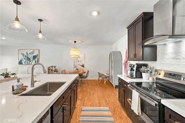 10240 Camarillo 115, Toluca Lake, CA 91602