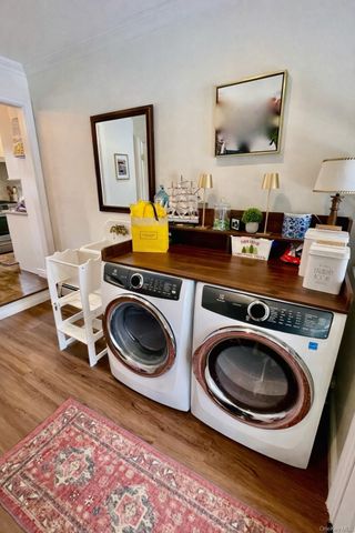 30 Carnegie Avenue, Huntington, NY 11743