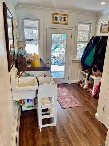 30 Carnegie Avenue, Huntington, NY 11743