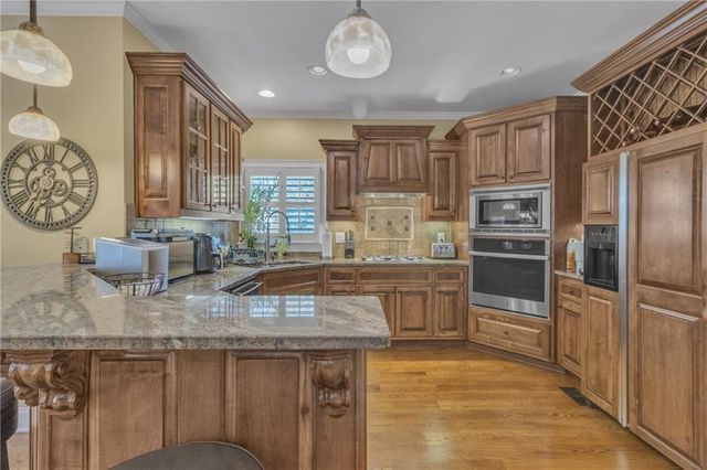 1611 Silvergrass Lane, Grayson, GA 30017