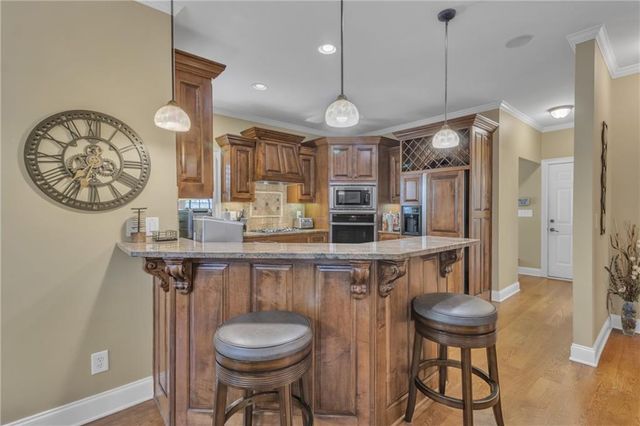 1611 Silvergrass Lane, Grayson, GA 30017