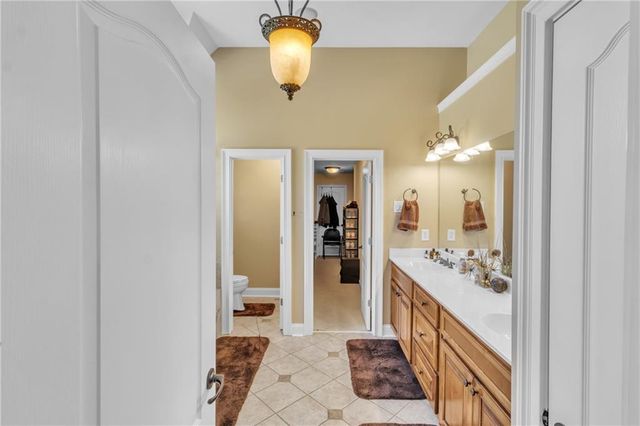 1611 Silvergrass Lane, Grayson, GA 30017