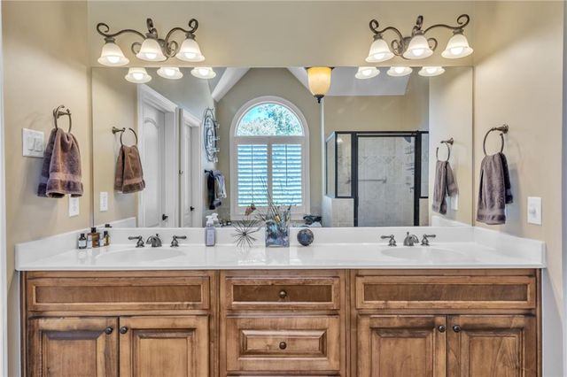 1611 Silvergrass Lane, Grayson, GA 30017