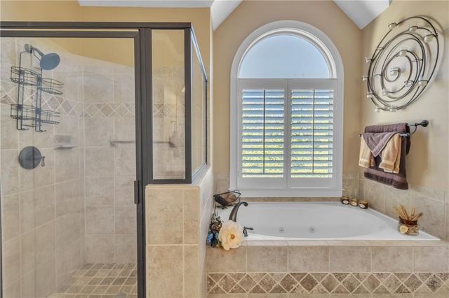 1611 Silvergrass Lane, Grayson, GA 30017