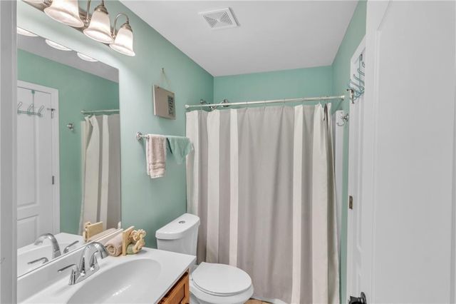 1611 Silvergrass Lane, Grayson, GA 30017