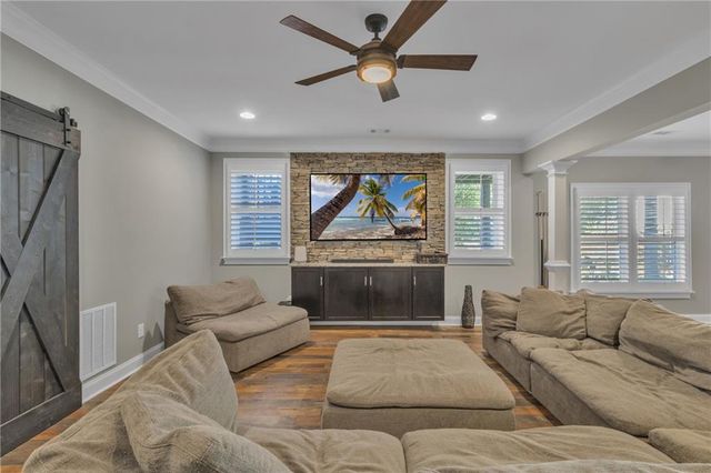 1611 Silvergrass Lane, Grayson, GA 30017