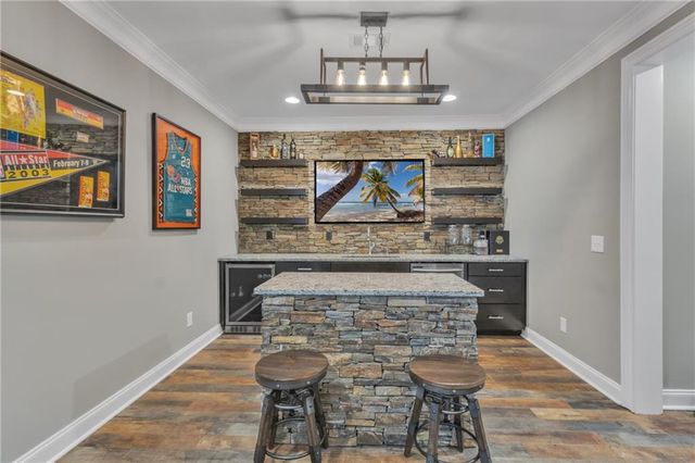 1611 Silvergrass Lane, Grayson, GA 30017