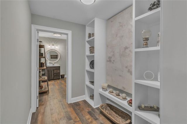 1611 Silvergrass Lane, Grayson, GA 30017