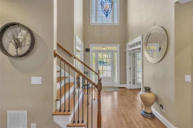 1611 Silvergrass Lane, Grayson, GA 30017