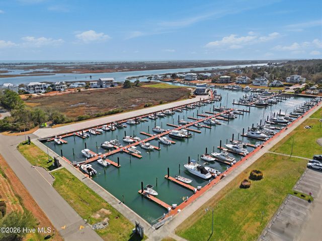 410 Compass Point, Hampstead, NC 28443