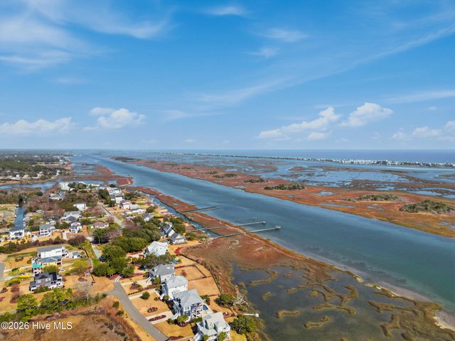 410 Compass Point, Hampstead, NC 28443