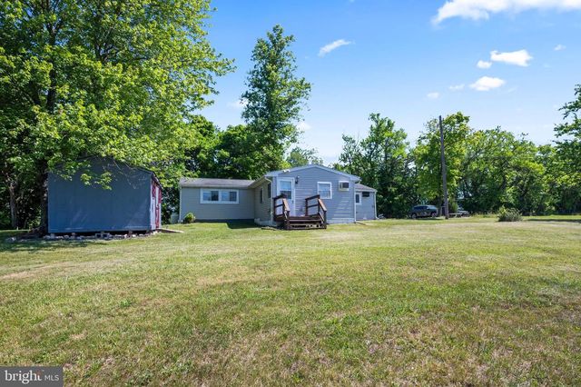 30 PERRY ST, Birdsboro, PA 19508