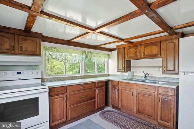 30 PERRY ST, Birdsboro, PA 19508