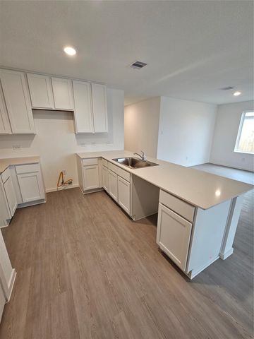 341 Grayson Baw Lane, Waller, TX 77484