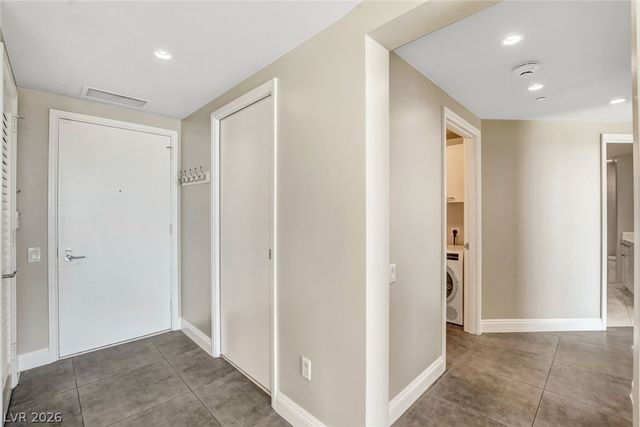 222 Karen Avenue 4305, Las Vegas, NV 89109