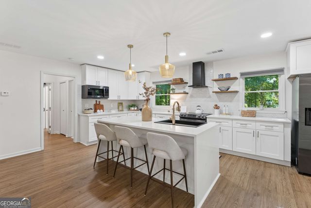 1558 Alverado Way, Decatur, GA 30032