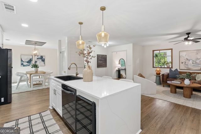 1558 Alverado Way, Decatur, GA 30032