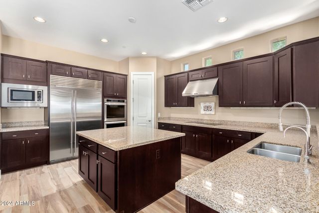 37143 N GREYTHORN Circle, Carefree, AZ 85377