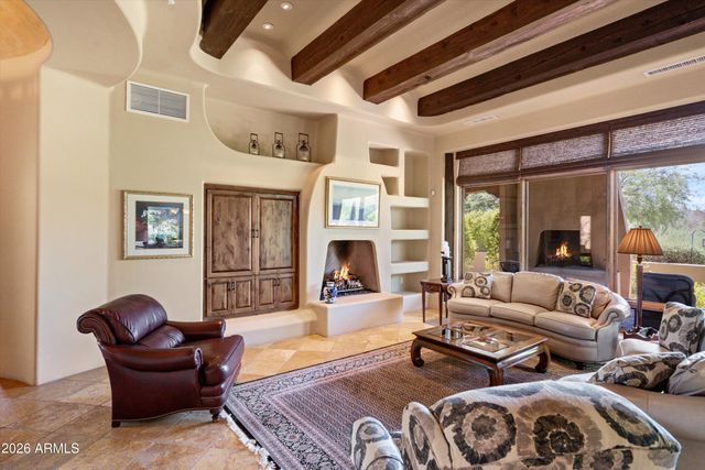 7373 E CLUBHOUSE Drive 8, Scottsdale, AZ 85266