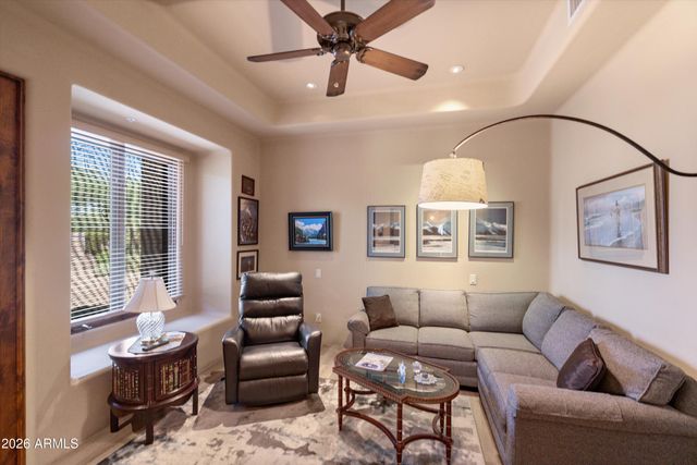 7373 E CLUBHOUSE Drive 8, Scottsdale, AZ 85266