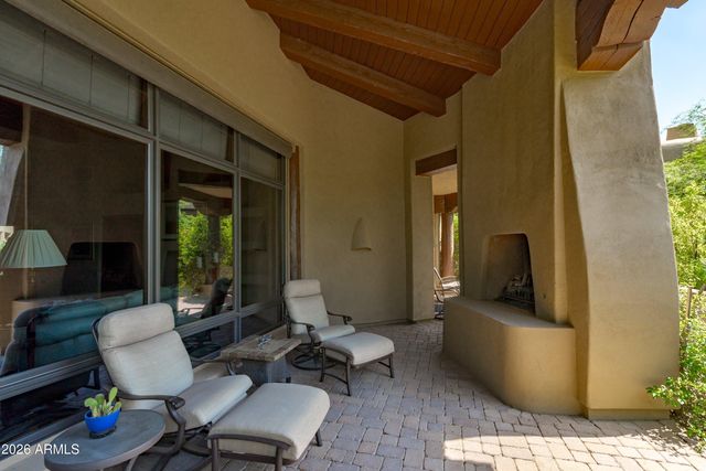 7373 E CLUBHOUSE Drive 8, Scottsdale, AZ 85266